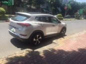 Bán Hyundai Tucson bản Turbo - Xe cuối năm 2017, lăn bánh mới 25.000 km