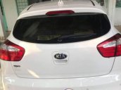 Cần bán gấp Kia Rio 2013, màu trắng, nhập khẩu nguyên chiếc, giá 390tr