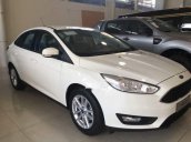 Cần bán xe Ford Focus năm sản xuất 2019, màu trắng