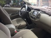 Bán xe Toyota Innova đời 2015, màu bạc, xe đẹp, sử dụng qua 4 năm