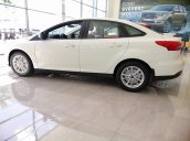 Cần bán xe Ford Focus năm sản xuất 2019, màu trắng