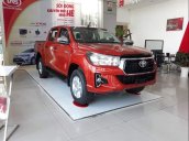 Bán Toyota Hilux 2.4 2019, màu đỏ, xe nhập