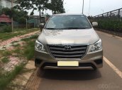 Bán xe Toyota Innova 2.0E sx 2014, lăn bánh 2015, màu cát