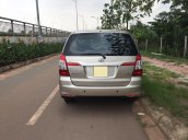 Bán xe Toyota Innova 2.0E sx 2014, lăn bánh 2015, màu cát