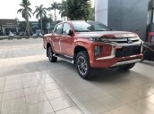 Bán Mitsubishi Triton 4x2 AT đời 2019, màu cam, nhập khẩu, hỗ trợ trả góp 80%, tại Quảng Trị