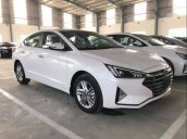 Bán Hyundai Elantra năm sản xuất 2019, màu trắng