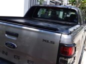 Chính chủ bán Ford Ranger XLS 2.2 MT đời 2016, màu bạc