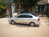 Bán xe Hyundai Accent MT năm sản xuất 2009, màu bạc