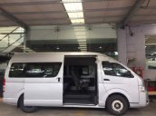 Bán ô tô Toyota Hiace sản xuất 2018, nhập khẩu nguyên chiếc