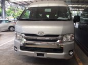 Bán ô tô Toyota Hiace sản xuất 2018, nhập khẩu nguyên chiếc