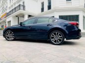 Cần bán xe Mazda 6 premium 2017, màu xanh lam, giá tốt