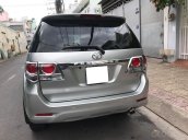 Cần tiền bán gấp em cọp Fortuner 2013, số tự động, máy xăng, màu bạc