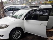 Bán Toyota Vios đời 2004, màu trắng, nhập khẩu 