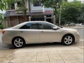 Cần bán lại xe Toyota Camry 2.5Q 2014 xe gia đình