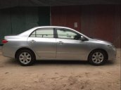 Cần bán xe Toyota Corolla altis AT đời 2010, màu bạc, nhập khẩu nguyên chiếc  