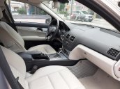 Cần bán xe Mercedes C200 đời 2010, màu xám (ghi), giá 520tr