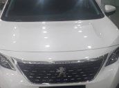 Bán Peugeot 5008 1.6turbo AT năm 2019, màu trắng