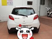 Cần bán Mazda 2 năm sản xuất 2014, màu trắng, nhập khẩu