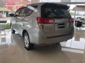 Cần bán Toyota Innova E 2019, màu bạc