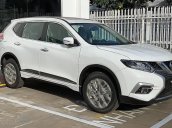 Cần bán xe Nissan X trail V 2.5 SV Luxury 4WD đời 2018, màu trắng