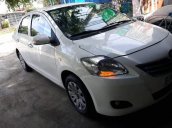 Bán Toyota Vios sản xuất năm 2009, màu trắng, nhập khẩu số sàn