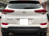 Bán xe Hyundai Tucson Limited 2.0 AT 2016, màu trắng, xe nhập, 830tr