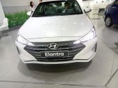 Bán ô tô Hyundai Elantra sản xuất 2019, màu trắng, giá chỉ 699 triệu