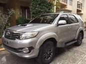 Cần bán lại xe Toyota Fortuner năm 2015, màu bạc số sàn