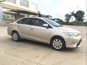 Bán Toyota Vios 1.5E MT đời 2018, màu vàng xe gia đình