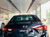 Bán xe Mazda 3 2.0 phiên bản 2019, màu xanh đen, ưu đãi lên tới hơn 20 triệu, tặng 1 năm bảo hiểm vật chất