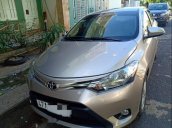 Gia đình bán xe Toyota Vios đời 2018, màu vàng cát