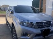 Cần bán Nissan Navara sản xuất 2015, màu bạc