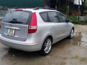 Chính chủ bán xe Hyundai i30 CW đời 2010, màu bạc, nhập khẩu