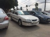 Cần bán lại xe Mazda 626 năm sản xuất 2001, màu trắng giá cạnh tranh