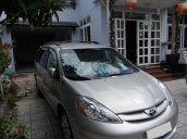 Gia đình cần bán Toyota Sienna 2009 le nhập Mỹ, bản full màu bạc
