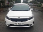 Bán Kia Cerato đời 2018, màu trắng, số sàn