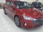 Cần bán Hyundai Elantra Facelift 2.0 AT đời 2019, màu đỏ, giá chỉ 695 triệu