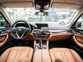 Bán BMW 530i phiên bản Luxury thế hệ 5 series mới hoàn toàn (G30)