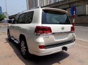 Bán Toyota Land Cruiser VX 4.6 V8 năm 2019, màu trắng, nhập khẩu