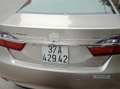 Bán xe Toyota Camry 2.0E năm sản xuất 2018 chính chủ