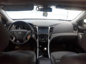 Bán Hyundai Sonata 2.0AT màu trắng, nhập Hàn Quốc 2011 biển tỉnh đi 59000km