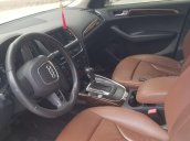 Cần bán xe Audi Q5 đời 2012, màu trắng, xe nhập