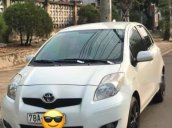 Bán Toyota Yaris sản xuất năm 2010, màu trắng, 375 triệu