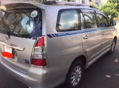 Cần bán lại xe Toyota Innova năm sản xuất 2012, màu bạc giá cạnh tranh