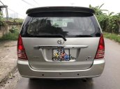 Bán xe Toyota Innova 2.0G 2006, màu bạc chính chủ giá cạnh tranh