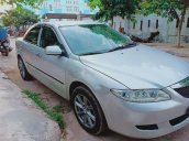 Cần bán gấp Mazda 6 năm sản xuất 2004, màu bạc, nhập khẩu