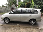 Bán xe Toyota Innova 2.0G 2006, màu bạc chính chủ giá cạnh tranh