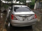 Cần bán Nissan Sunny sản xuất năm 2013, màu bạc, xe nhập xe gia đình