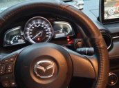 Cần bán gấp Mazda 2 đời 2017, màu trắng