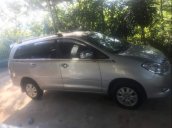 Bán Toyota Innova G năm 2011, màu bạc chính chủ